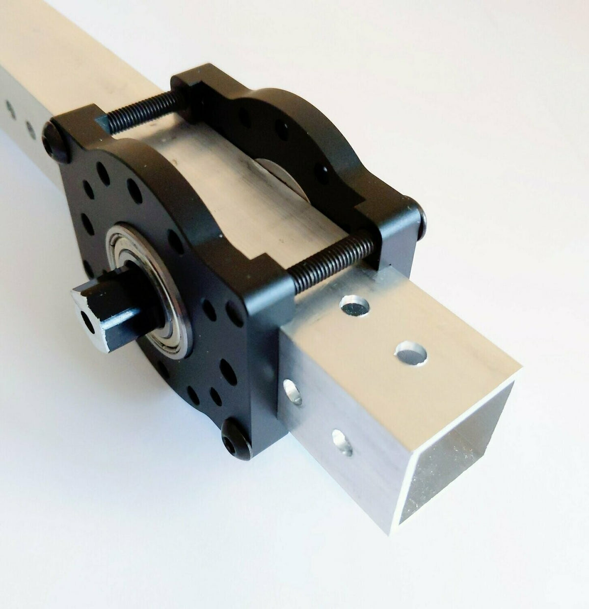 Thrifty Clamping Bearing Block